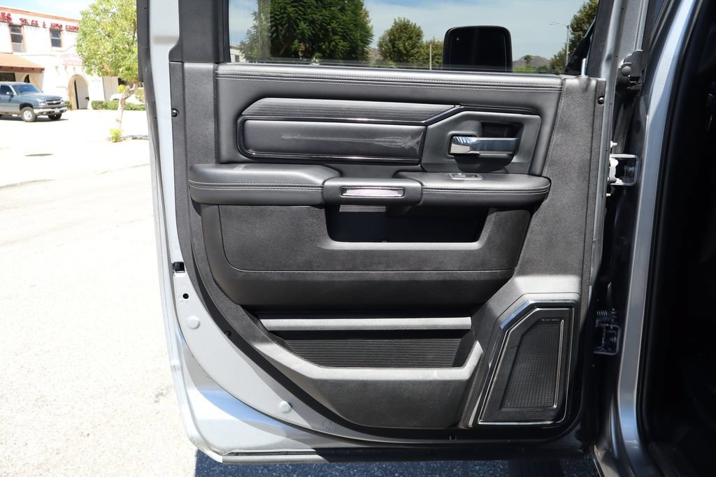 Used 2024 RAM 2500 Limited AWD/4WD image 34