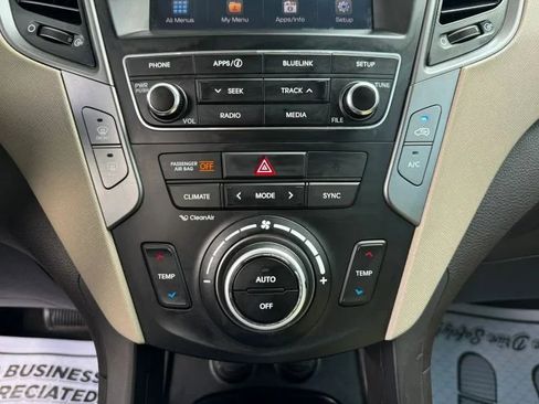 Used 2018 Hyundai Santa Fe Sport w/ 2.4L Value Package 02 FWD image 37