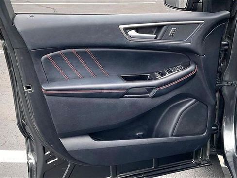 Used 2020 Ford Edge ST-Line image 23