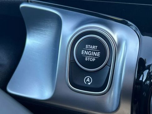 Certified 2025 Mercedes-Benz GLB 250 GLB 250 image 27