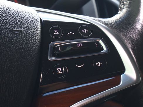 Used 2018 Cadillac Escalade Luxury image 35