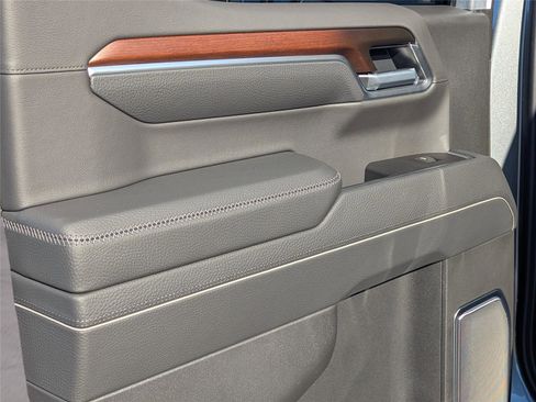 New 2026 GMC Sierra 1500 Denali AWD/4WD image 25