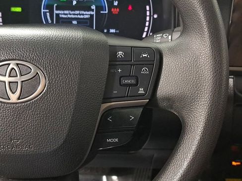 Used 2025 Toyota Camry LE FWD image 24