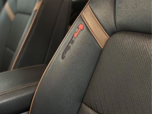 Certified 2024 GMC Canyon AT4 w/ AT4 Premium Package image 47