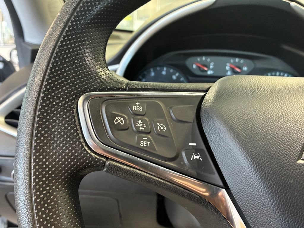 Used 2024 Chevrolet Malibu LT FWD image 17