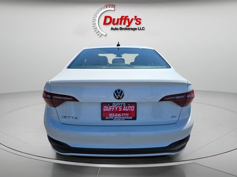 Used 2024 Volkswagen Jetta SE FWD image 17