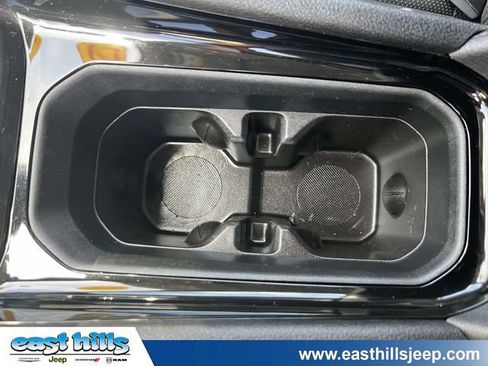 Certified 2022 Jeep Compass Limited AWD/4WD image 28