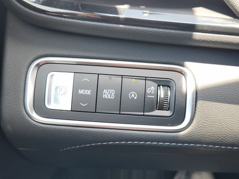 Used 2026 Buick Enclave Sport Touring FWD image 23