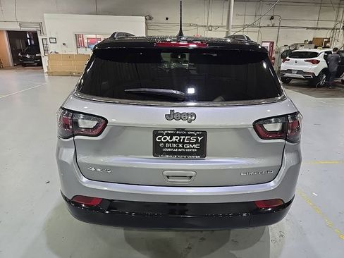 Used 2022 Jeep Compass Limited w/ Elite Group AWD/4WD image 6
