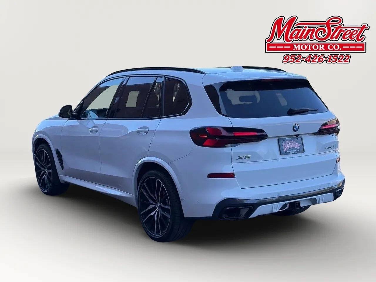 Used 2024 BMW X5 sDrive40i w/ M Sport Package RWD image 5