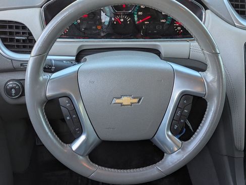 Used 2015 Chevrolet Traverse LT w/ Style and Technology Package image 27
