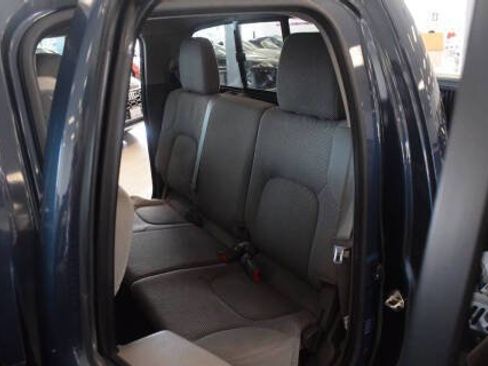Used 2017 Nissan Frontier SV AWD/4WD image 32