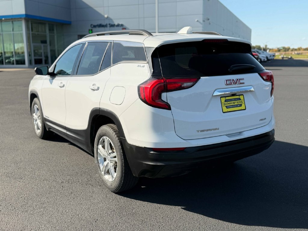 Used 2019 GMC Terrain SLE w/ Driver Convenience Package AWD/4WD image 9