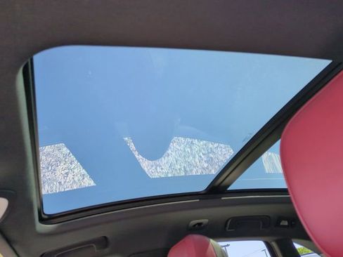 Used 2023 Porsche Macan image 23