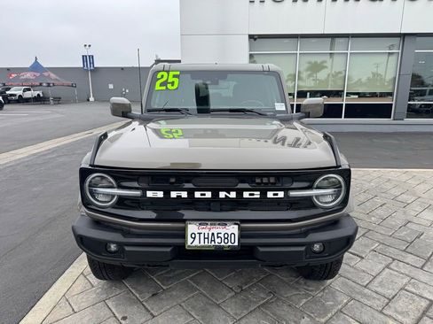 Used 2025 Ford Bronco Outer Banks image 24