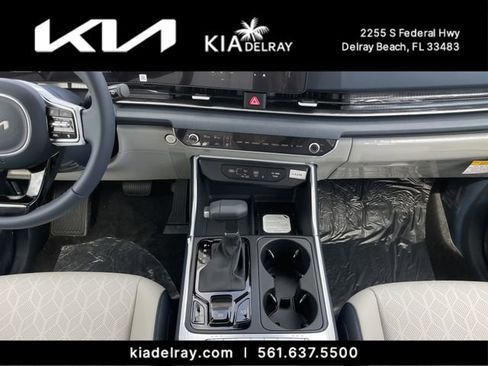 New 2026 Kia Carnival EX FWD image 14