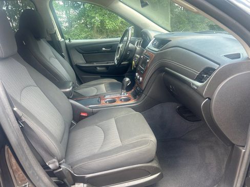 Used 2014 Chevrolet Traverse LT FWD image 22