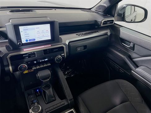 Certified 2024 Toyota Tacoma SR5 image 21