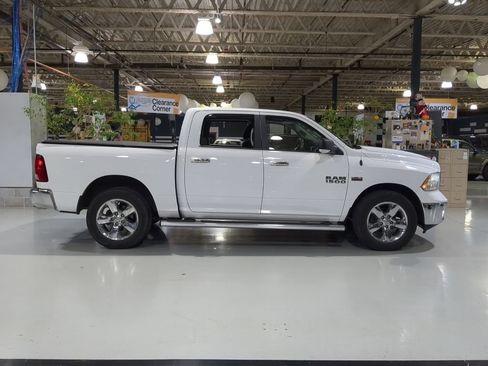 Used 2017 RAM 1500 Big Horn AWD/4WD image 7