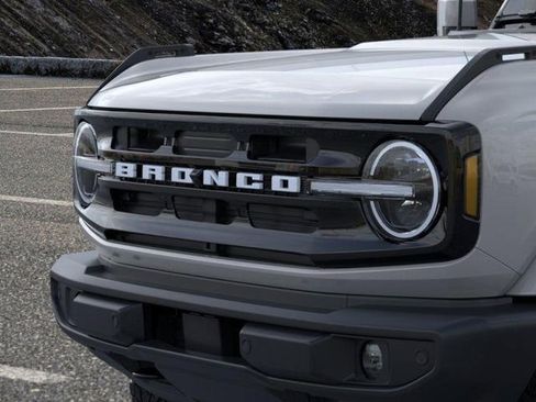 New 2026 Ford Bronco Outer Banks image 19