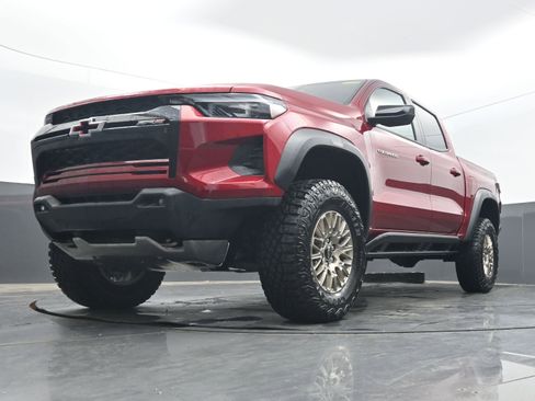 New 2026 Chevrolet Colorado ZR2 w/ Technology Package AWD/4WD image 25