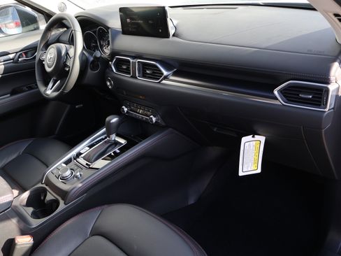 New 2025 MAZDA CX-5 Carbon Edition image 10