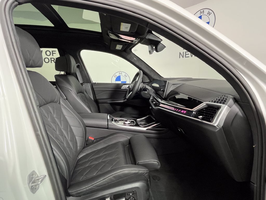 Used 2027 BMW X7 xDrive40i w/ Executive Package AWD/4WD image 26