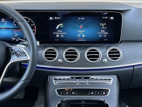 Used 2022 Mercedes-Benz E 350 Sedan image 41