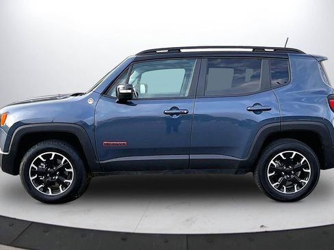 Certified 2023 Jeep Renegade Trailhawk AWD/4WD image 6