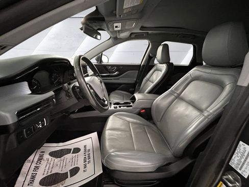 Used 2021 Lincoln Corsair FWD w/ Premium Package image 7