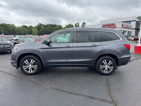 Used 2017 Honda Pilot EX-L image 2