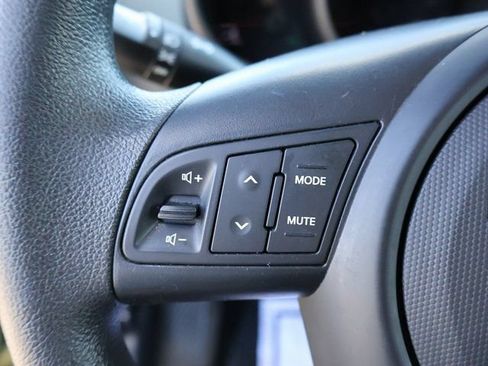 Used 2012 Kia Soul FWD image 26