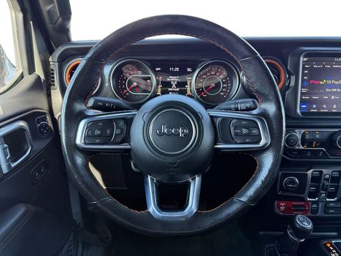 Certified 2021 Jeep Gladiator Mojave image 12