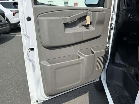 New 2025 Chevrolet Express 2500 Work Van w/ Driver Convenience Package image 8