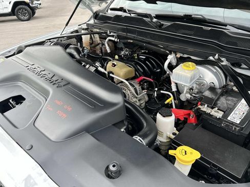 Used 2022 RAM 2500 Tradesman w/ Chrome Appearance Group AWD/4WD image 23