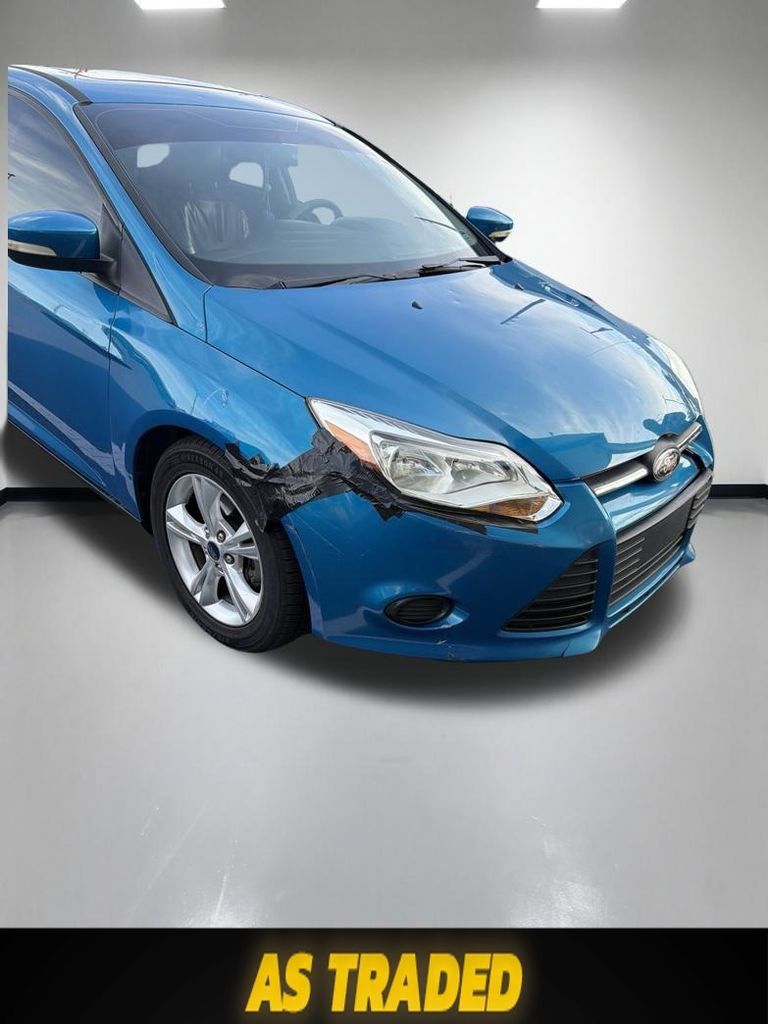 Used 2014 Ford Focus SE FWD image 1