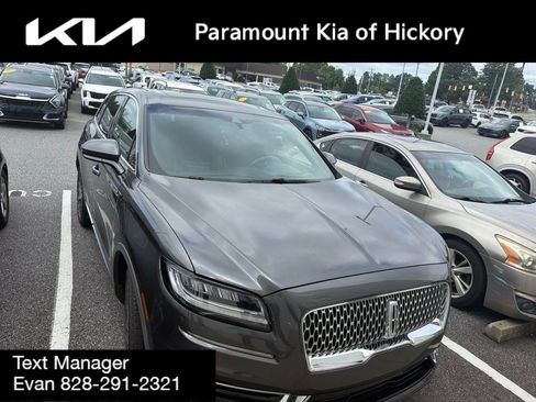 Used 2019 Lincoln Nautilus Reserve FWD image 3