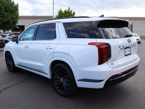 Used 2024 Hyundai Palisade Calligraphy AWD/4WD image 5