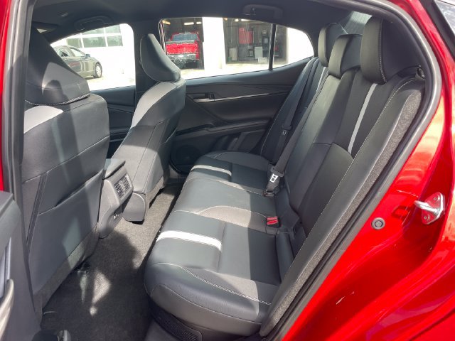 Used 2025 Toyota Camry SE FWD image 28