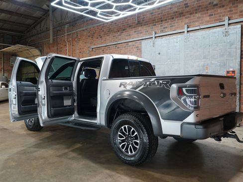 Used 2014 Ford F150 Raptor w/ Equipment Group 801A Luxury image 27