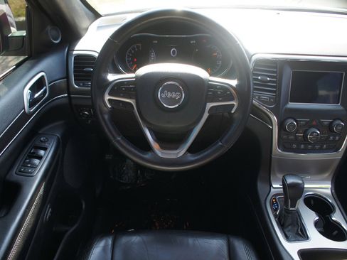 Used 2018 Jeep Grand Cherokee Limited image 5