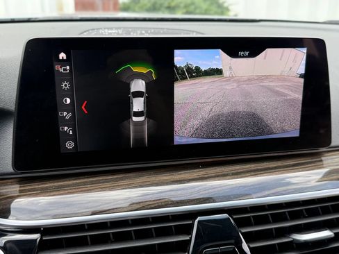 Used 2019 BMW 530i xDrive w/ Convenience Package AWD/4WD image 23