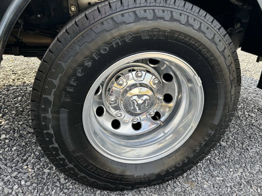 Used 2025 RAM 3500 Big Horn AWD/4WD image 16