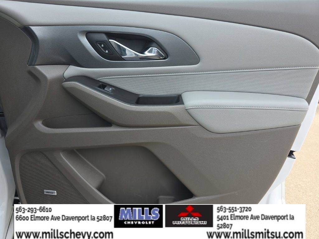 Used 2018 Chevrolet Traverse Premier AWD/4WD image 24