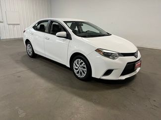 Used 2016 Toyota Corolla LE FWD video 1