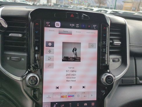 Used 2025 RAM 2500 Laramie image 25