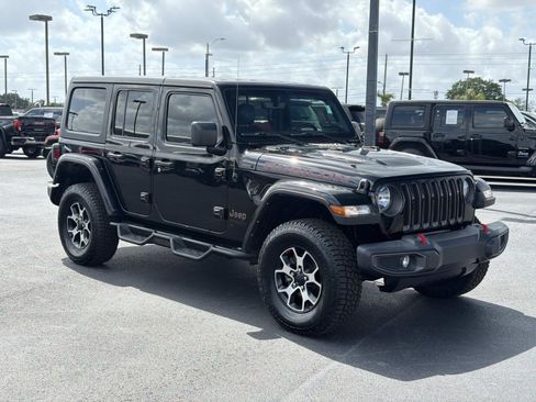 Used 2022 Jeep Wrangler Unlimited Rubicon image 1