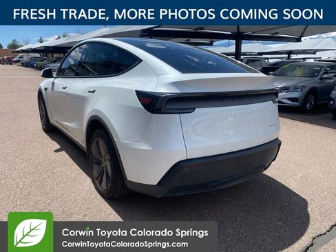 Used 2026 Tesla Model Y Long Range AWD/4WD image 5