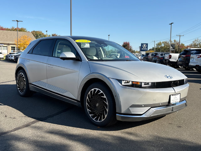 Used 2023 Hyundai Ioniq 5 Limited AWD/4WD image 5