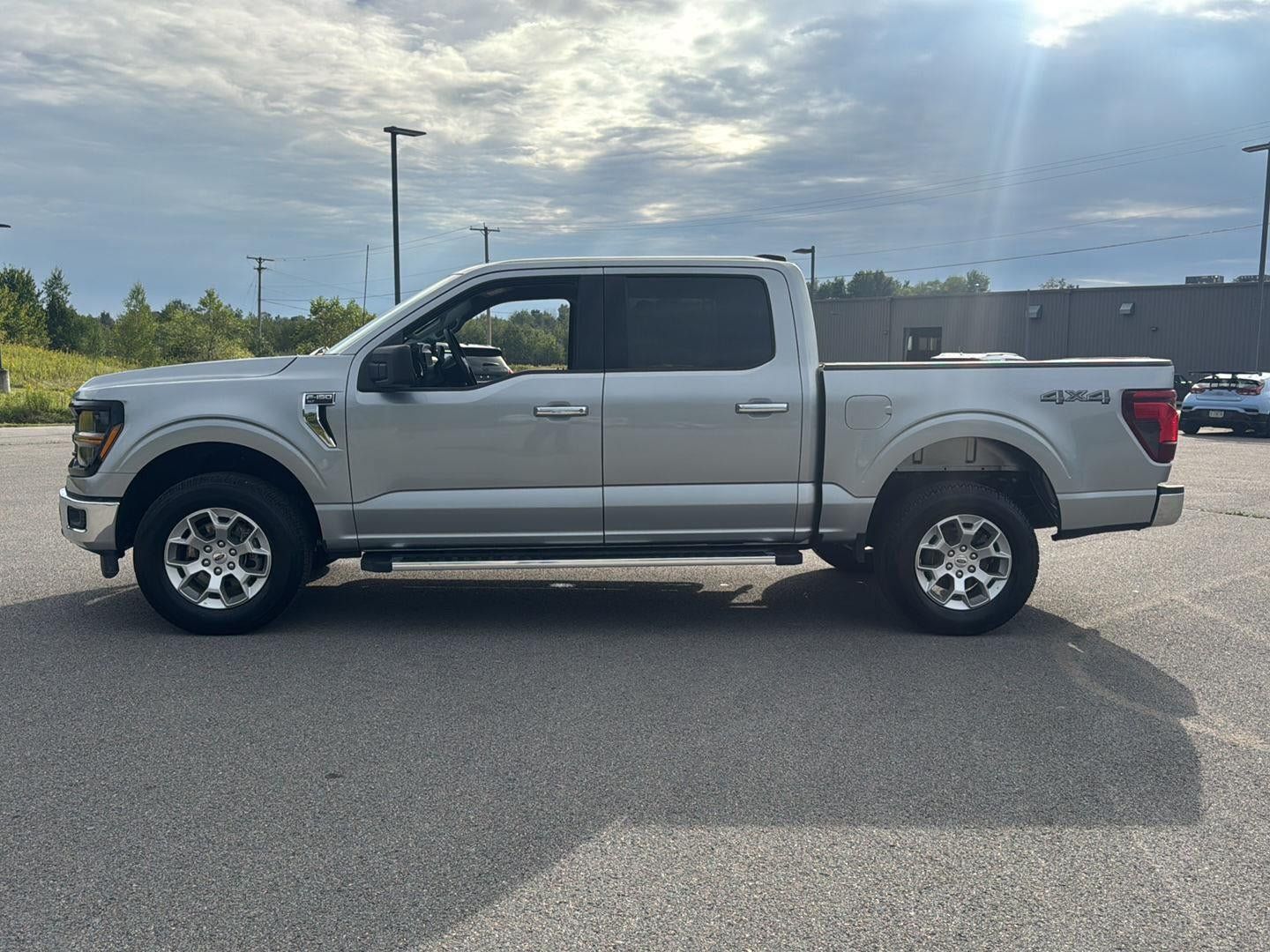 Used 2025 Ford F150 XLT w/ Equipment Group 301A Standard AWD/4WD image 4